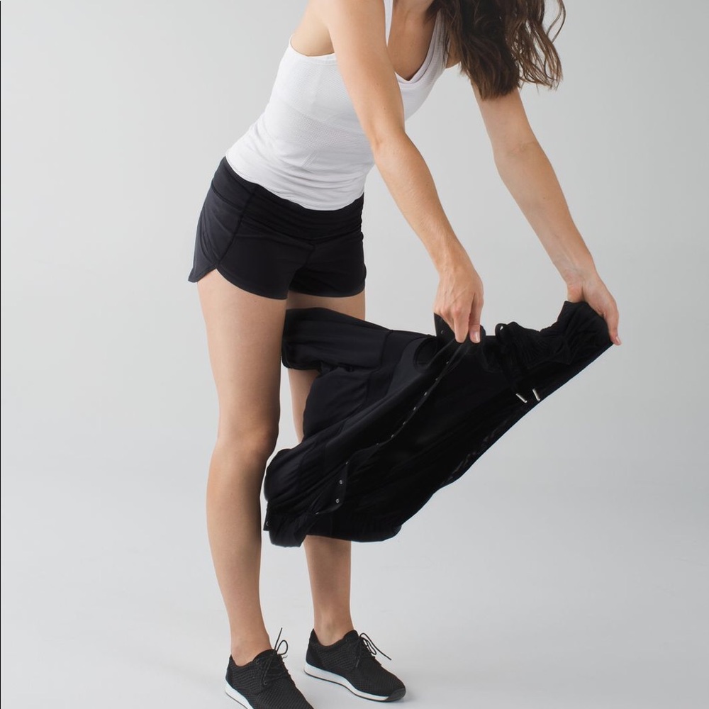 Lululemon Tearaway Pant - Size 4